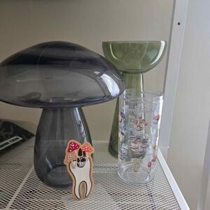 Mushroom home set - 1 cup, 2 glass vases/decor, 1 patch
